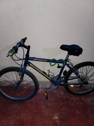 Bicicleta azul OMERANG