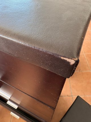Cómoda y Mesitas de Noche  tapizadas con polipiel