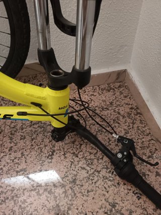 Bicicleta Montaña Amarilla Rota