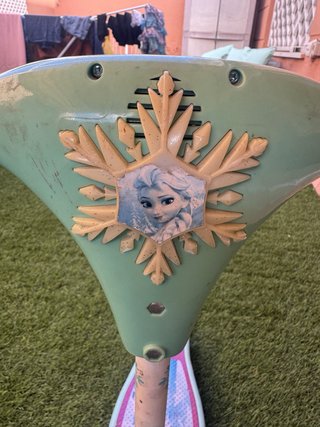 Patinete Frozen con Luces y Sonido