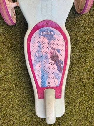 Patinete Frozen con Luces y Sonido