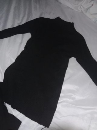 Jersey negro de manga larga