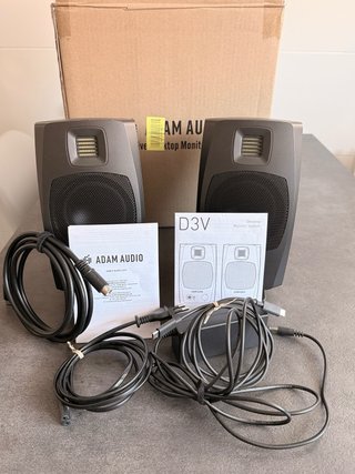 Monitores de estudio Adam Audio D3V