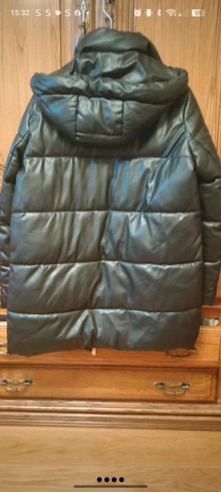 Plumífero Zara negro efecto encerado