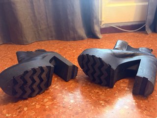 Botines negros tacón y plataforma