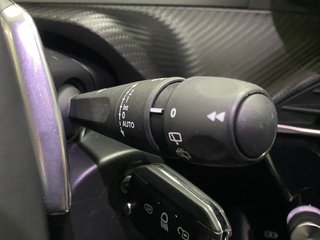 Peugeot 2008 Allure Hybrid 1.2 145CV eDCS6 MHEV!!!