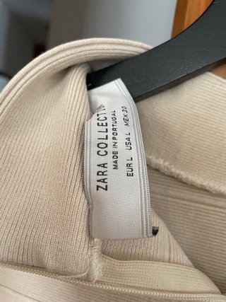 Conjunto Zara Top y Pantalón Beige