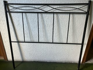 Cabecero de forja negro 1,24ancho  x 1,20 largo