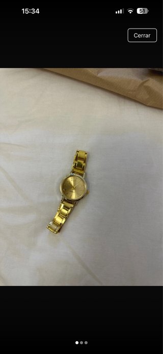 Reloj dorado