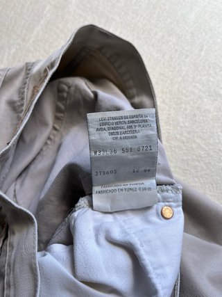 Vaqueros Levi's 551 Rectos Vintage W33 Gris