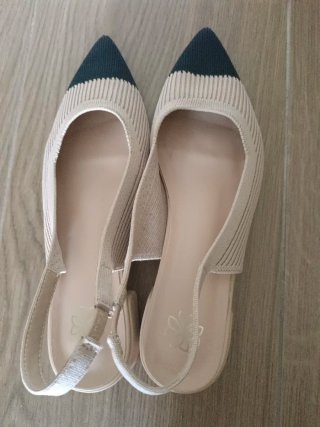 Zapatos Mule Beige y Verde Como Nuevos