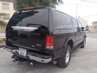 Ford Excursion