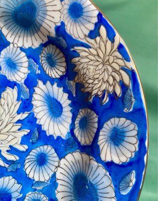 Plato decorativo chino flores azules