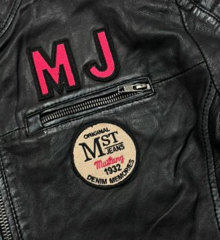 Chaqueta de cuero Mustang Talla 2xl escucho oferta