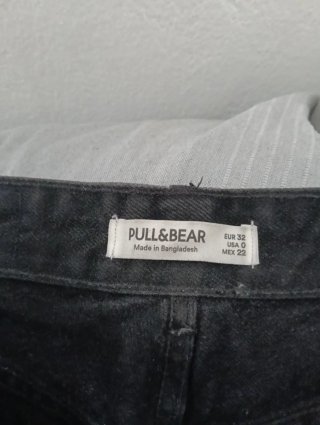 Pantalón vaquero negro