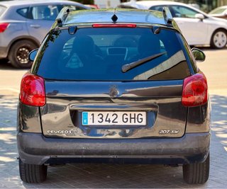 Peugeot 207 SW Outdoor Pegatina B
