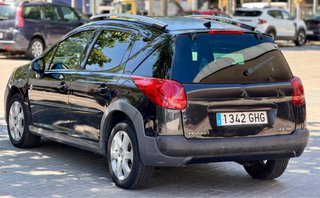 Peugeot 207 SW Outdoor Pegatina B