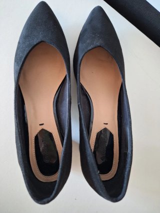 Zapatos de tacón negros