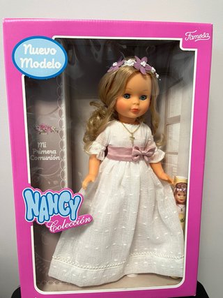 Nancy Comunión Rubia Famosa