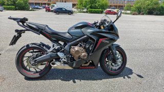 Honda CBR 650 F Negra