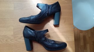 Zapatos de tacón Camper negros