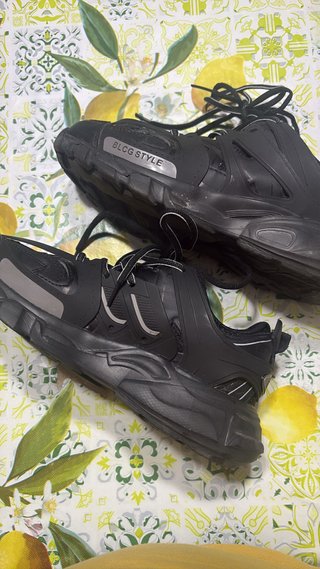 Scarpe uomo/donna nere taglia 42