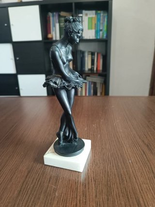 Figura Decorativa Bailarina Clásica Base Mármol