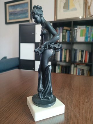 Figura Decorativa Bailarina Clásica Base Mármol