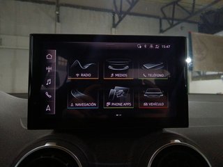 Audi Q2 Advanced 30 TFSI 85 kW (116 CV)
