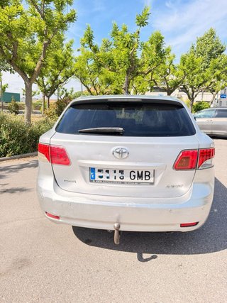 Toyota Avensis 2010
