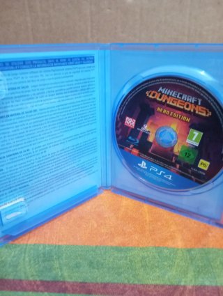 Minecraft Dungeons Hero Edition PS4
