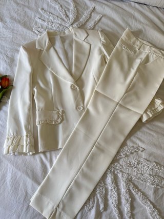 Completo giacca e pantalone panna