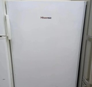 Congelador vertical Hisense blanco