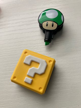 Figuras Kinder Joy Mario Luigi Bros -B-