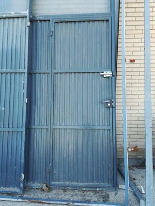 Puerta de garaje/almacén