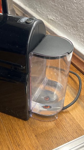 Cafetera Nespresso Inissia Negra