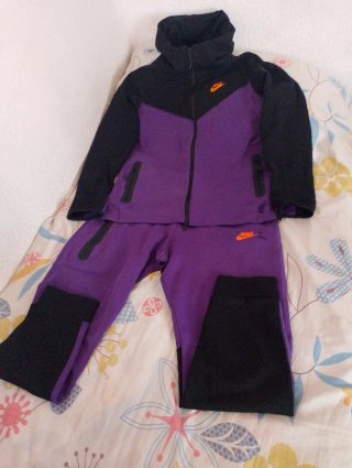Chándal Nike Negro y Morado