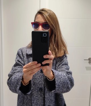 Gafas de sol polarizadas rojas y blancas