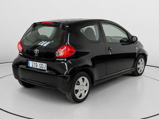 Toyota Aygo 1.4D Blue 40 kW (54 CV)