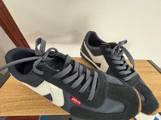 Zapatillas Levi's Stryder Azul Marino Talla 42