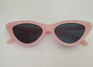 Gafas de sol rosas estilo cat eye