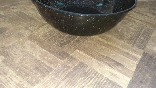 Paellera-sarten  honda negra esmaltada sin usar