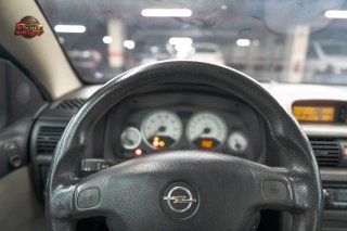 Opel Astra 2002