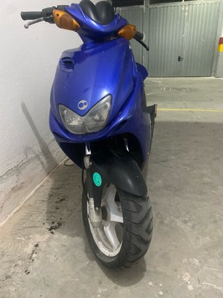 Yamaha aerox 100cc