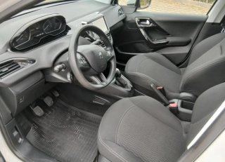 Peugeot 208 2020