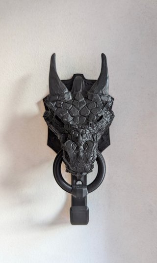 Gancho de Pared Cabeza de Dragón Negro