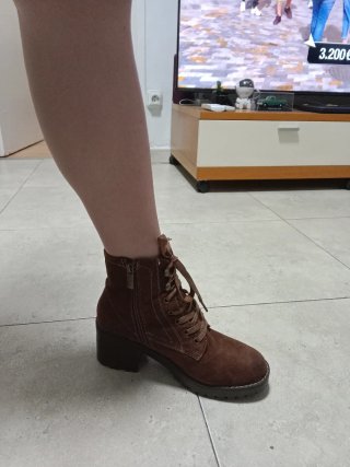Botines de mujer marrones *Mustang*