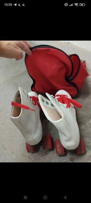 Patines de 4 ruedas blancos