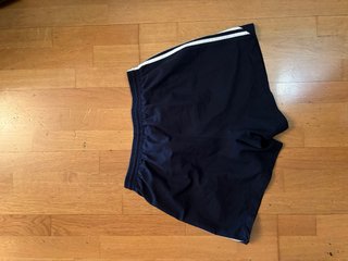 Pantalón corto deportivo Adidas Talla M