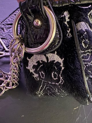 Bolso Betty Boop Negro con Cadena y Charm